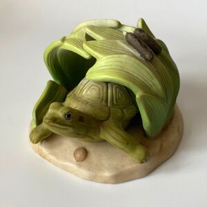 Woodland Surprises TURTLE by Franklin Porcelain Vintage Dated 1984 Collectible